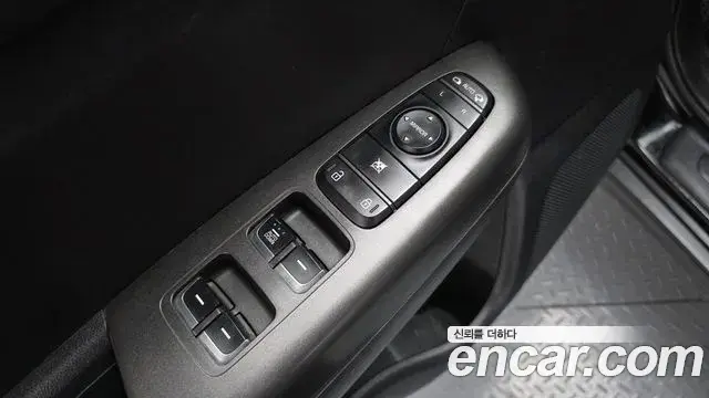 Kia Sportage The Bold 2020 — Şəkil 11/30