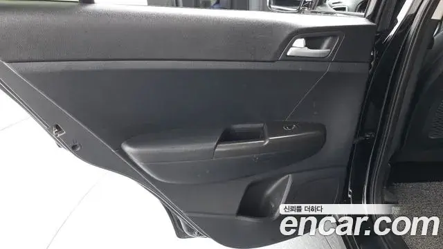 Kia Sportage The Bold 2020 — Şəkil 25/30