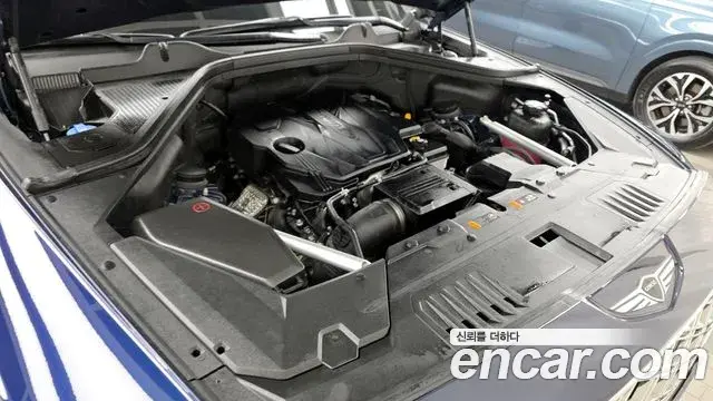 Genesis GV80 2023 — ფოტო 14/33