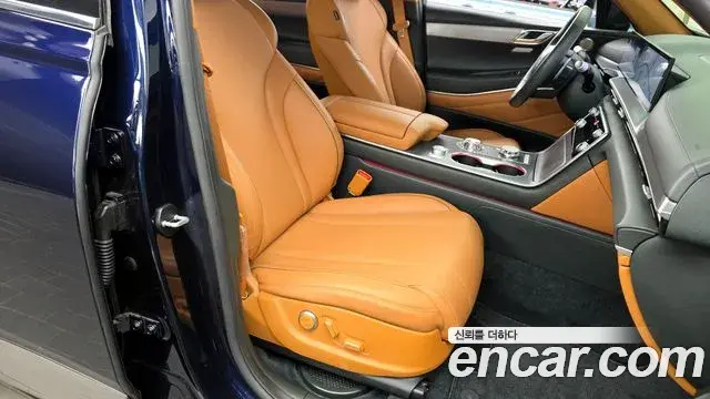 Genesis GV80 2023 — ფოტო 16/33