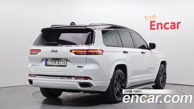 Jeep Grand Cherokee 2022 — Photo 6/20