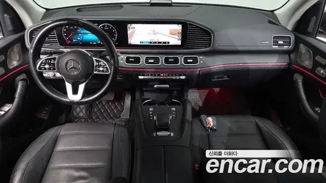 Mercedes-Benz GLE-Class 2022 — Photo 26/35