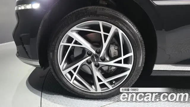 Genesis G90 2022 — Şəkil 14/37