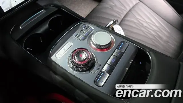 Genesis G90 2022 — Şəkil 10/37