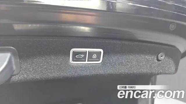 Genesis G90 2022 — Şəkil 18/37
