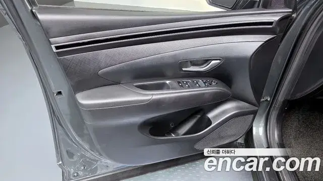 Hyundai Tucson Hybrid 2022 — Şəkil 31/33