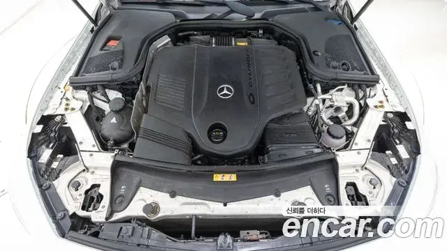 Mercedes-Benz CLS-Class 2021 — Фото 17/20