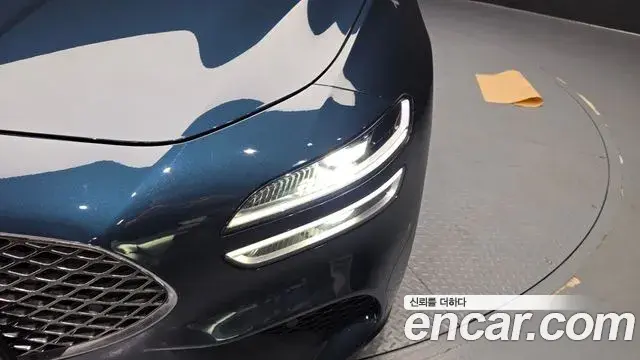 Genesis G70 2021 — Photo 18/30