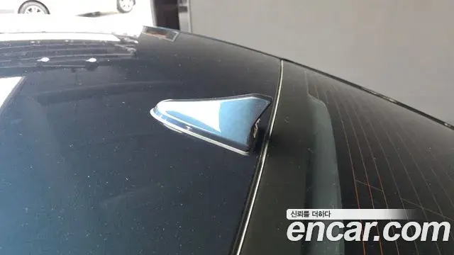 Genesis G70 2021 — Photo 23/30