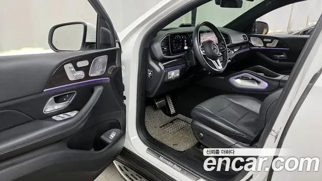 Mercedes-Benz GLE-Class 2021 — Şəkil 14/20