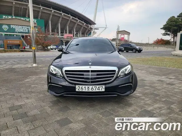 Mercedes-Benz E-Class 2020 — Şəkil 1/20
