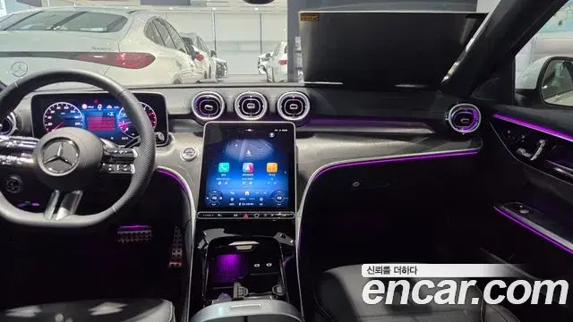 Mercedes-Benz C-Class 2025 — Photo 6/11