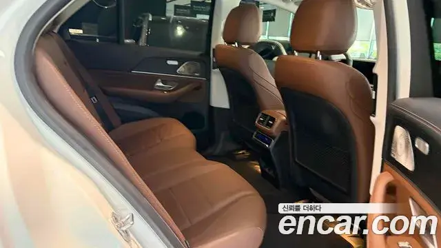 Mercedes-Benz GLE-Class 2025 — Photo 6/7