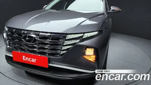 Hyundai Tucson Hybrid 2023 — Photo 30/32