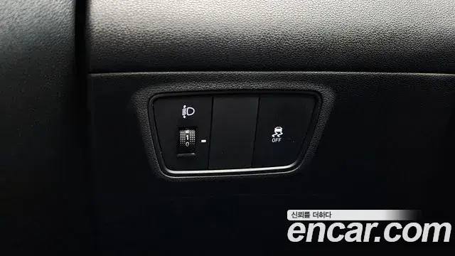 Hyundai Tucson Hybrid 2023 — Photo 28/32