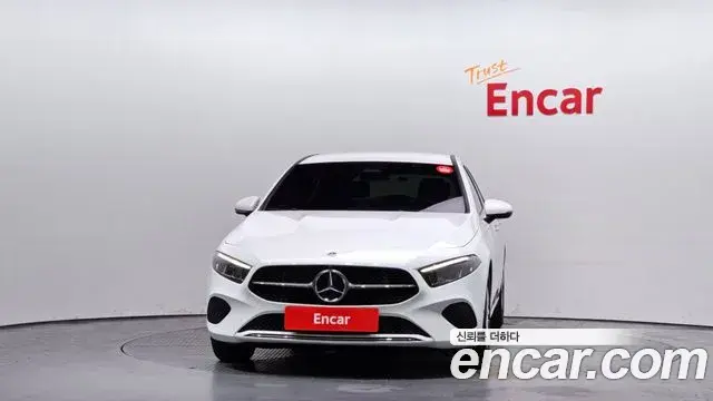 Mercedes-Benz A-Class 2025 — Şəkil 27/30