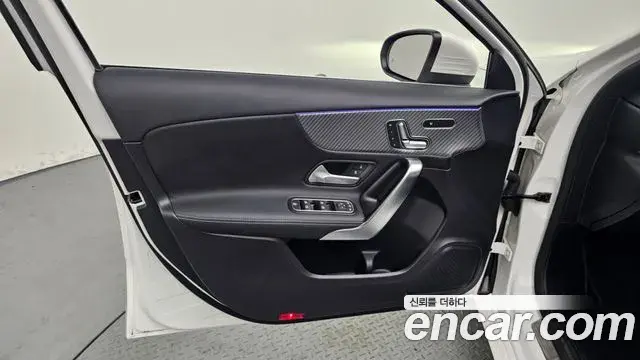 Mercedes-Benz A-Class 2025 — Şəkil 9/30