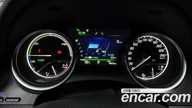 Toyota Camry 2018 — Photo 2/20