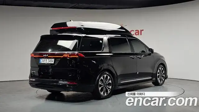 Kia Carnival 2022 — Photo 20/33
