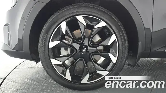 Kia Sorento 2024 — Фото 4/20