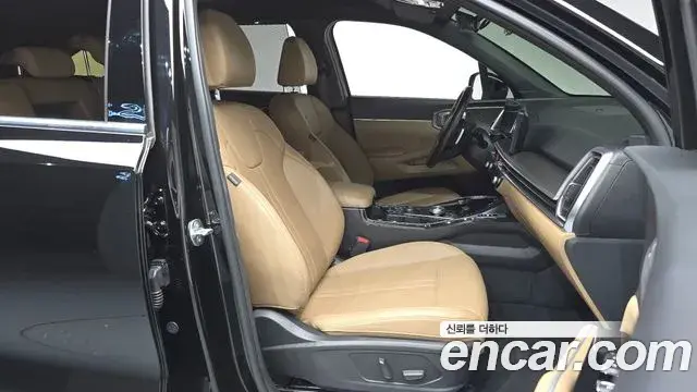 Kia Sorento 2024 — Фото 11/20