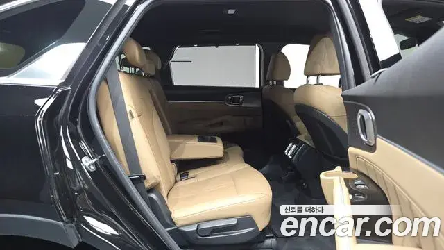 Kia Sorento 2024 — Фото 12/20