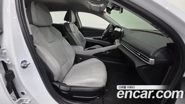 Hyundai Avante 2020 — Фото 10/20