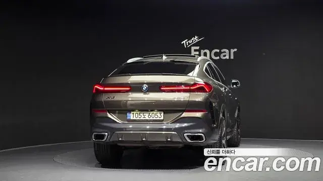 BMW X6 2022 — Şəkil 30/31