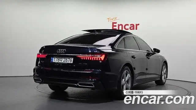 Audi A6 2021 — Şəkil 18/20