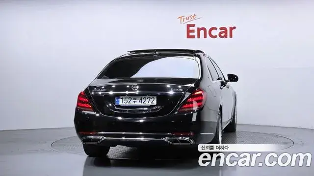 Mercedes-Benz S-Class 2020 — ფოტო 26/33