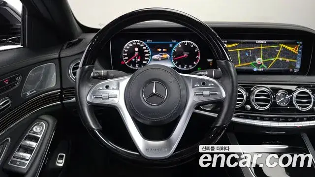 Mercedes-Benz S-Class 2020 — ფოტო 24/33