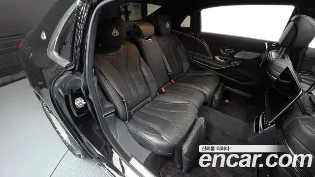 Mercedes-Benz S-Class 2020 — ფოტო 27/33