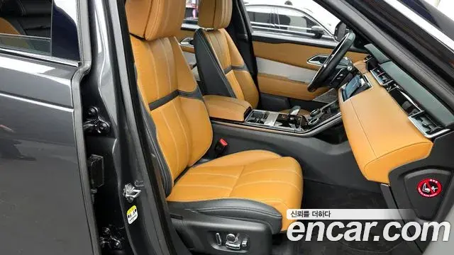 Land Rover Range Rover Velar 2022 — Şəkil 7/33