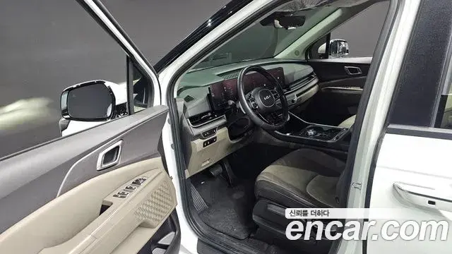 Kia Carnival 2024 — Şəkil 18/20
