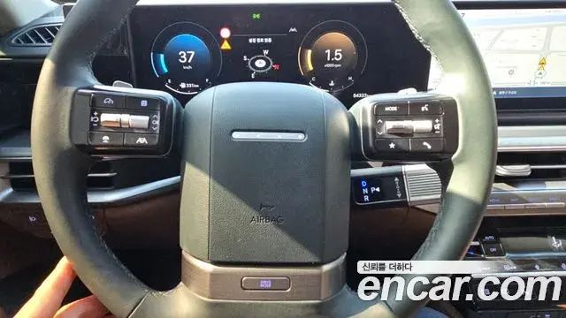 Hyundai Grandeur Hybrid 2023 — ფოტო 16/20