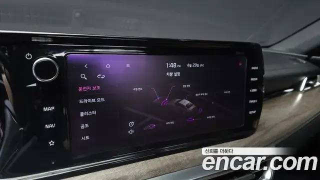 Kia K5 2020 — ფოტო 16/30