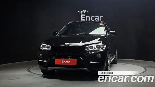 BMW X6 2018 — ფოტო 16/30