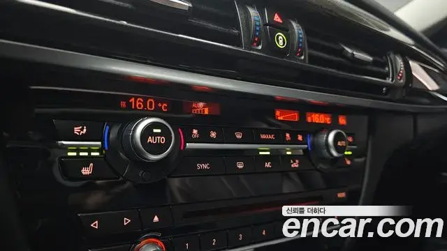 BMW X6 2018 — ფოტო 6/30