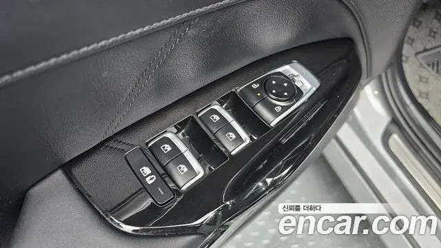 Kia K5 2023 — Şəkil 38/39