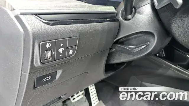 Kia K5 2023 — Şəkil 36/39