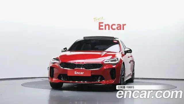 Kia Stinger Meister 2023 — Photo 16/35