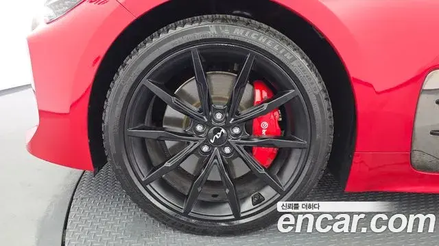 Kia Stinger Meister 2023 — Photo 15/35