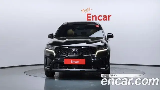 Kia Sorento 2021 — Фото 2/20