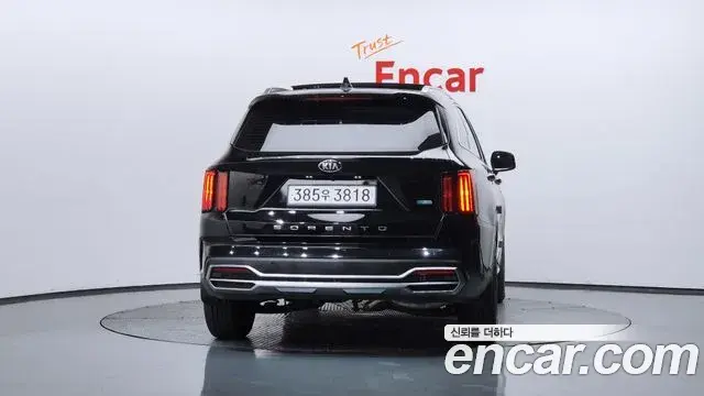 Kia Sorento 2021 — Фото 3/20