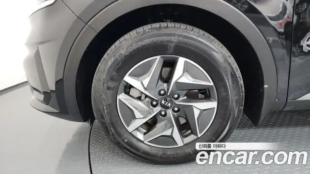 Kia Sorento 2021 — Фото 4/20