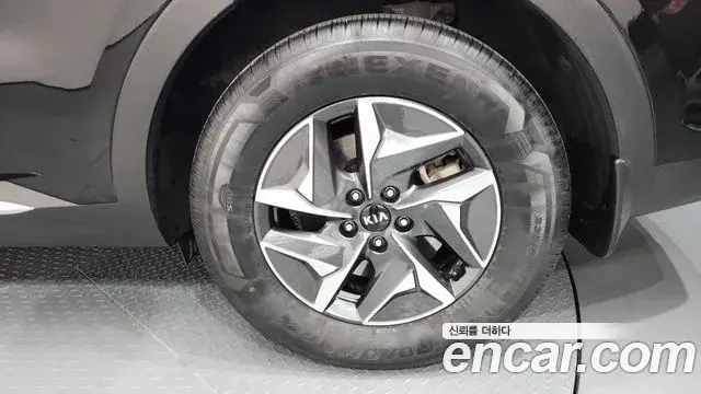 Kia Sorento 2021 — Photo 16/37