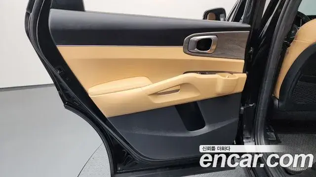Kia Sorento 2021 — Photo 6/37