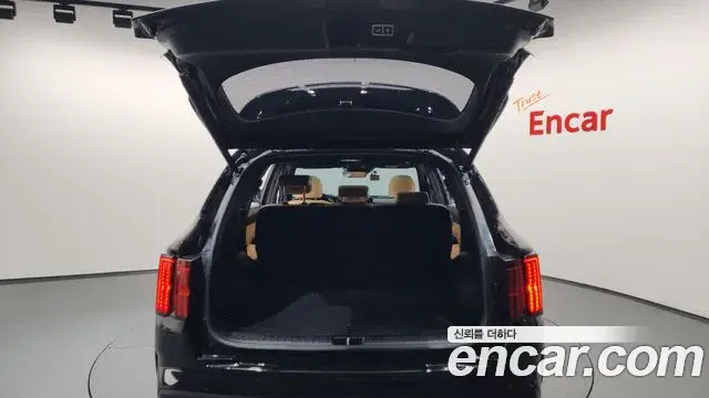 Kia Sorento 2021 — Photo 27/37