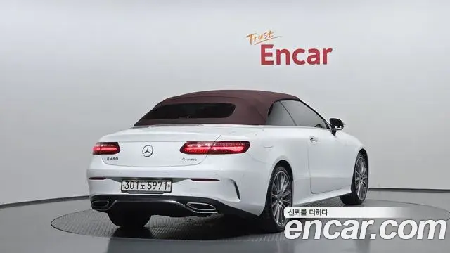 Mercedes-Benz E-Class 2020 — Фото 2/20