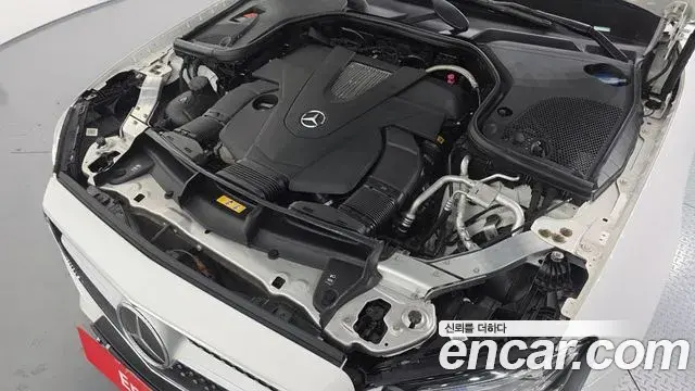 Mercedes-Benz E-Class 2020 — Фото 6/20